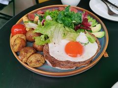 牛排色拉-Money Shops(愚园路店)