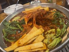-喇喇排骨火锅·传统韩式脊骨汤(望京西园总店)