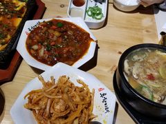 -秋香家韩式炭火烤肉(磐石路店)