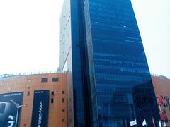 -上海龙之梦万丽酒店