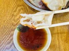 -黄阿姨锅贴大王(万航渡路店)