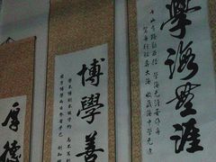 -荒岛实景沉浸密室(江汉路1店)