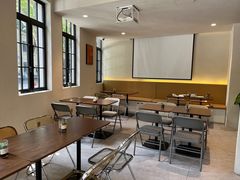 -Fridi Patisserie Cafe