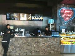 -Cafe Aewol Monsant
