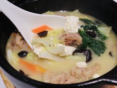 京城酥肉锅-四季民福烤鸭店(王府井灯市口店)