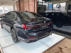 -北京宝诚宝马4S店
