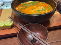 -银米·云南传统过桥米线(双廊黑金冠店)