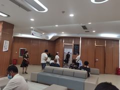 -美年大健康·体检中心(江岸分院)
