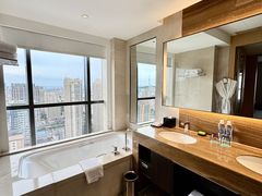 -青岛富力艾美酒店