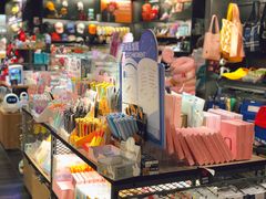 -酷乐潮玩(金桥国际店)