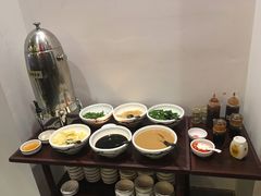 自助酱料-小天鹅火锅·一线江景洪鼎旗舰店(洪崖洞店)