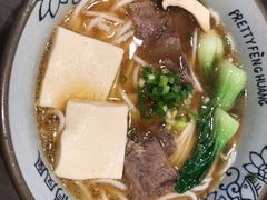 -俏凤凰(美林M·LIVE天地东座店)