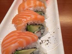 牛油果寿司-乾山寿司(好运街店)