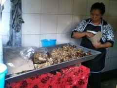 -Warung Babi Guling Ibu Oka 3