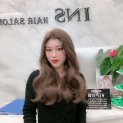 -INS hair salon
