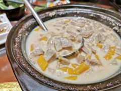 香芋南瓜芡实煲-金穗园·砂锅粥.醉鸡煲火锅(长寿路店)