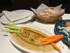 鹰嘴豆泥配面包-Pasha帕夏土耳其餐厅(南昌路店)