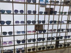 -世纪大明眼镜·蔡司战略授权店(汉街店)