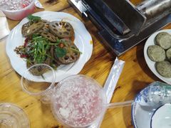 -宏兴烤鱼山庄(宣恩总店)