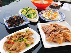 -七的湖·晚芳亭·阳澄湖农家菜·大闸蟹(莲花岛店)