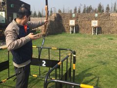 -田园东方蜜桃村的田野营地