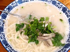 -牧人巷子·大锅羊汤·暴走牛骨(大成路店)