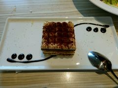 -必胜客(证大大拇指店)