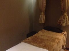 -莱蔻·圣灸堂·推拿艾灸(天山店)