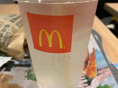 -麦当劳(民盈·国贸城店)