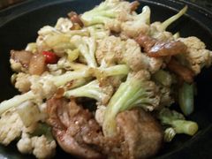 干锅有机菜花-大同江朝鲜菜•长春地标美食(绿园吾悦广场店)