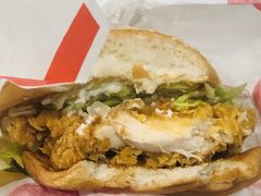 -麦当劳(轻轨曹杨路店)