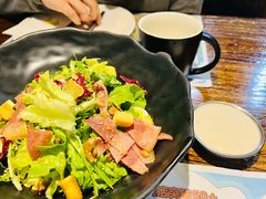 凯撒沙拉-祖母的魔法厨房(陆家嘴店)