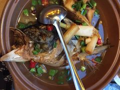 千岛鱼头汤捞饭-通安客栈中餐厅·何家小馆