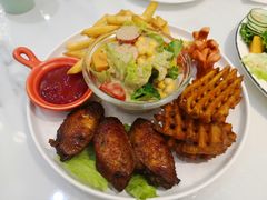 -丽莎沙拉轻食餐厅(国贸店)