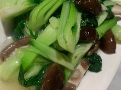 -渝信川菜 · 川味家常菜(财富购物中心店)