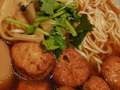 鲜汤丸子面-遇见小面(广州南站店)
