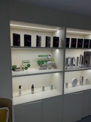 -JNK皮肤管理中心