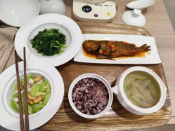 -弗蕾亚·辰月月子度假中心(光谷店)