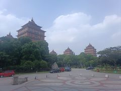 -华西龙希大酒店旅游观光区