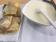 -门庭若市豆浆油条(恒生广场店)