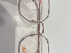 -宝视达眼镜店(郑汴路英协店)