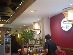 大堂-肘子酥·天津菜·特色捞面(德云社店)