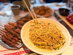 -肥肥虾庄·金牌油焖大虾(汉口城市广场店)