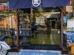 -(株)越後屋デパート