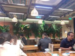 -云阿蛮云南生烫牛肉米线(奉贤路店)