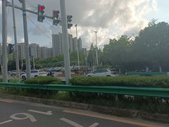 -万达广场(浦江店)
