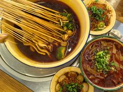 冷锅串串-拈签一笑黄牛肉辣卤串串