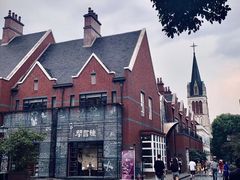 -钟书阁(松江泰晤士小镇店)