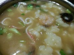 -圣河湾虾饺美食(站前店)