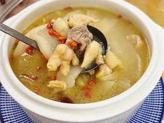 -始于2011柳周农家菜沙田柚美食店(东大街店)